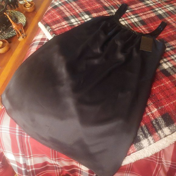 Feels like silk!! - Picture 1 of 5